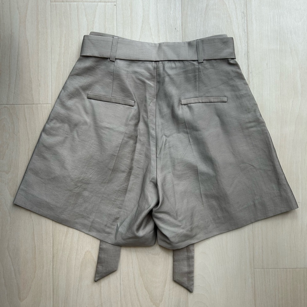 LIU JO Shorts - Picture 9 of 9